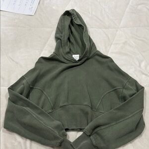 Offline by Aerie
Green cropped hoodie